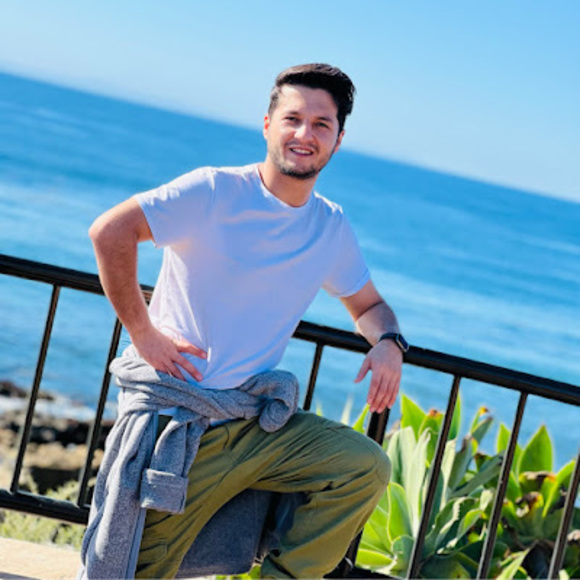 Meet your Posher, Hafiz - Picture 1 of 1